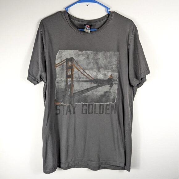 Junk Food T Shirt Mens M Stay Golden Graphic Tee Golden Gate Bridge USA Cotton - Picture 1 of 5
